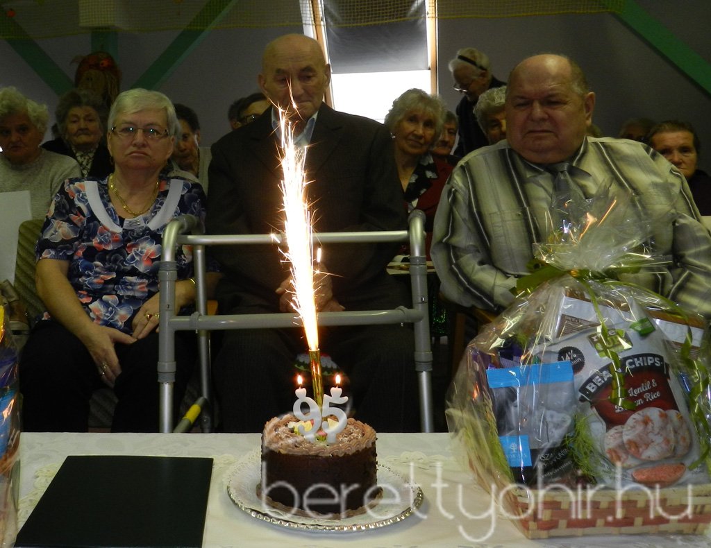 Mező Lajos bácsi 95 éves 09